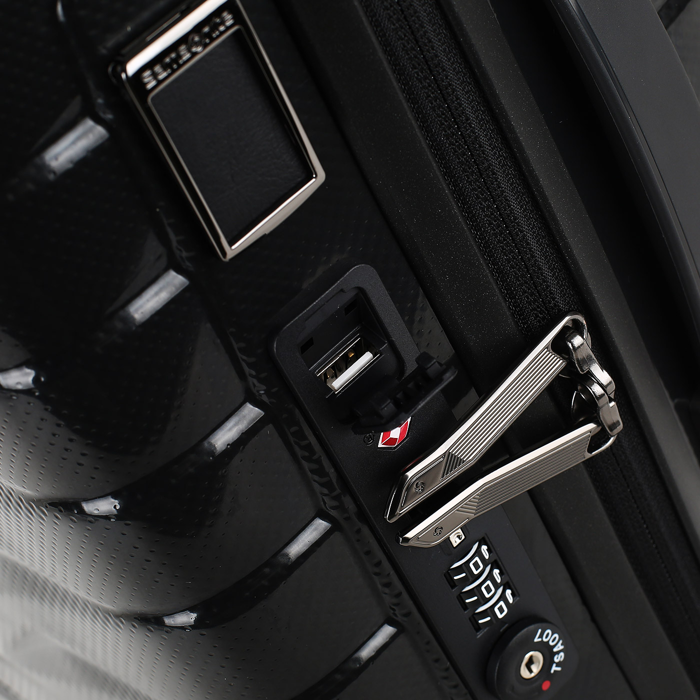 Чемодан для ручной клади  с кодовым замком Samsonite Proxis