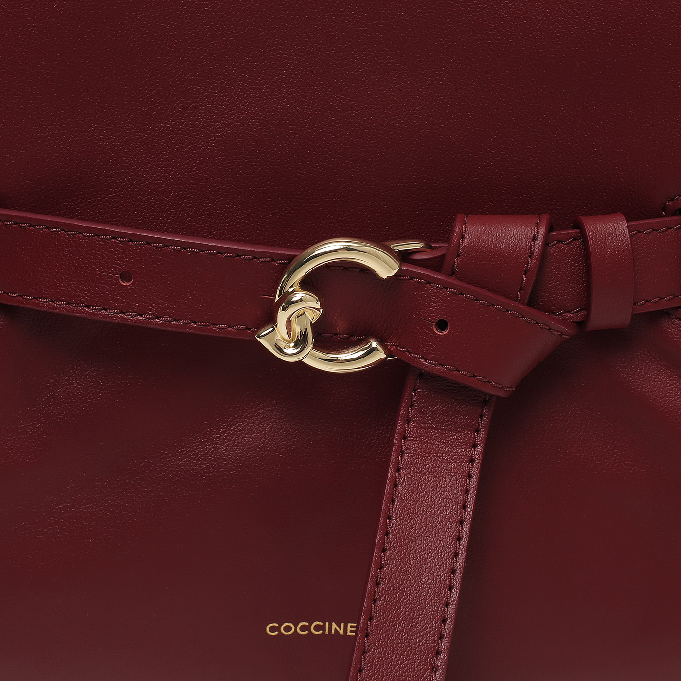 Кожаная сумка Coccinelle CoccinelleSabine