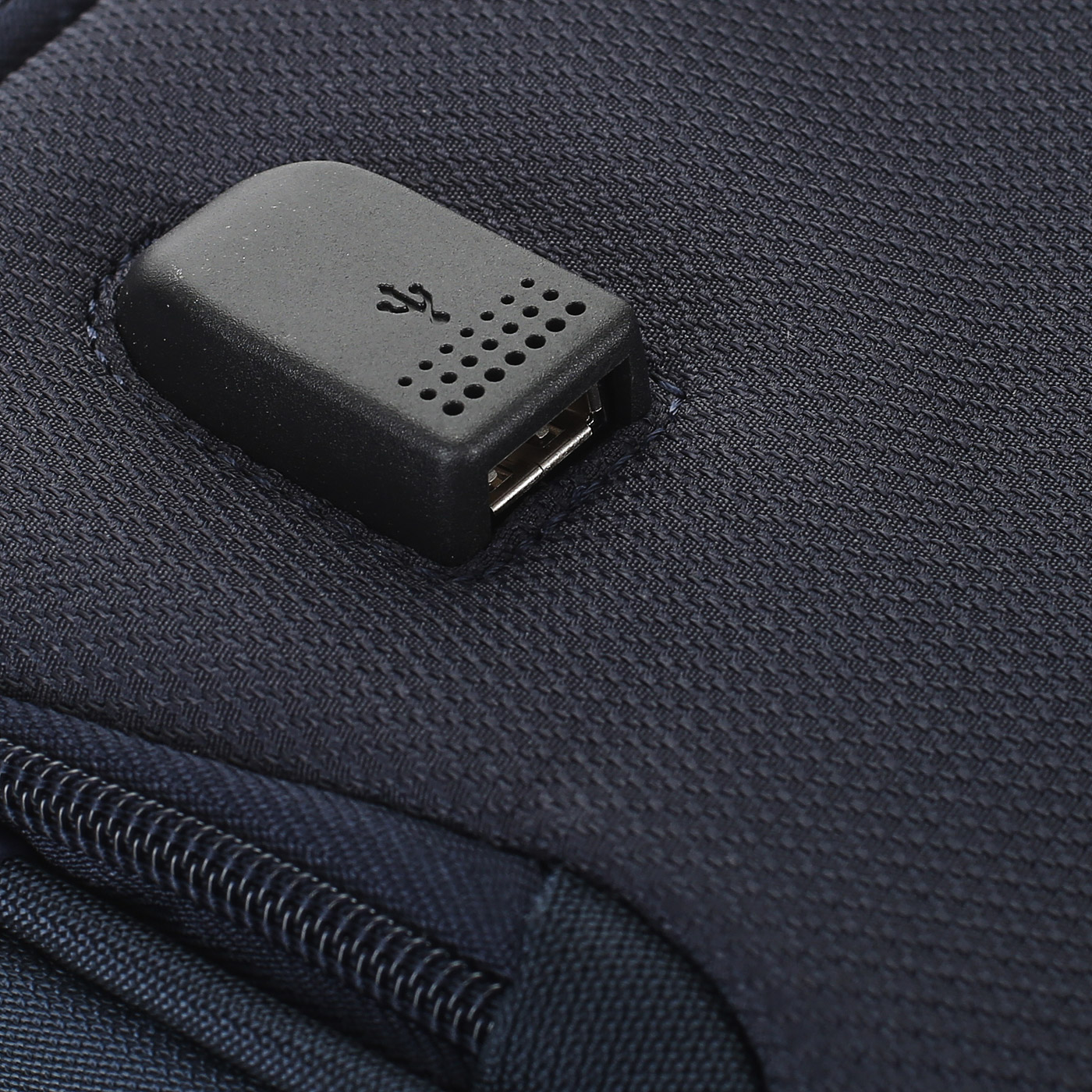 Чемодан для ручной клади тканевый American Tourister Summerfunk