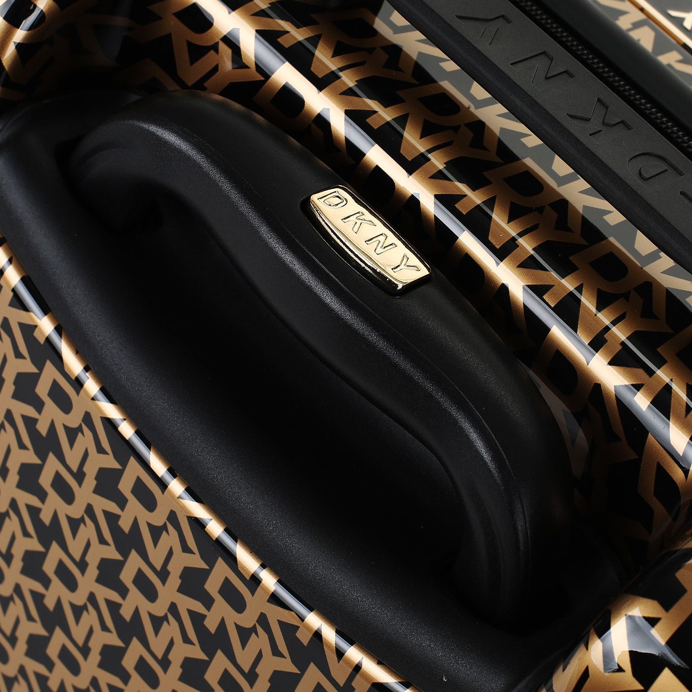 Чемодан маленький S из ABS-пластика с кодовым замком DKNY DKNY-069 Vintage Signature Hardside