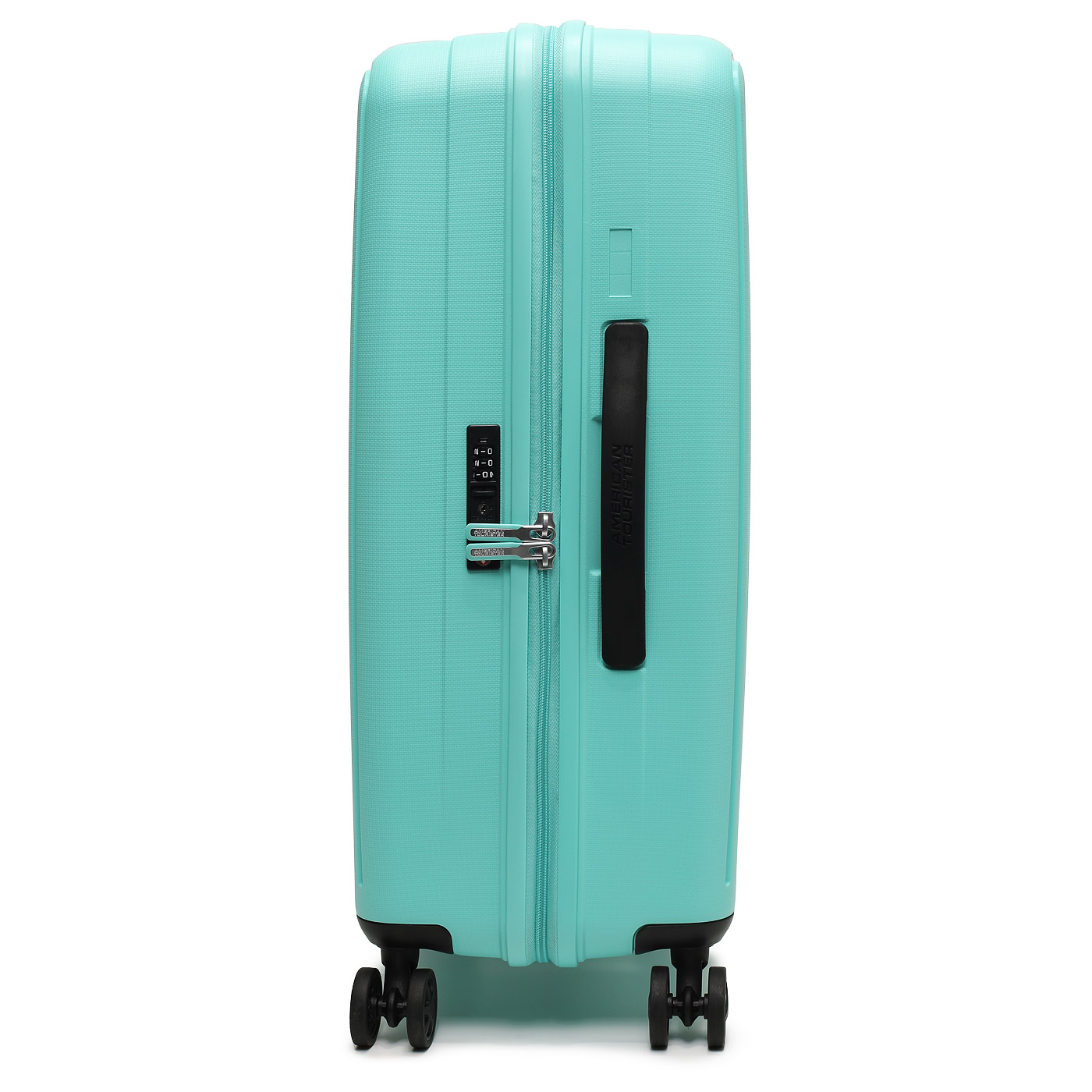 Чемодан средний M из полипропилена American Tourister Rejoy