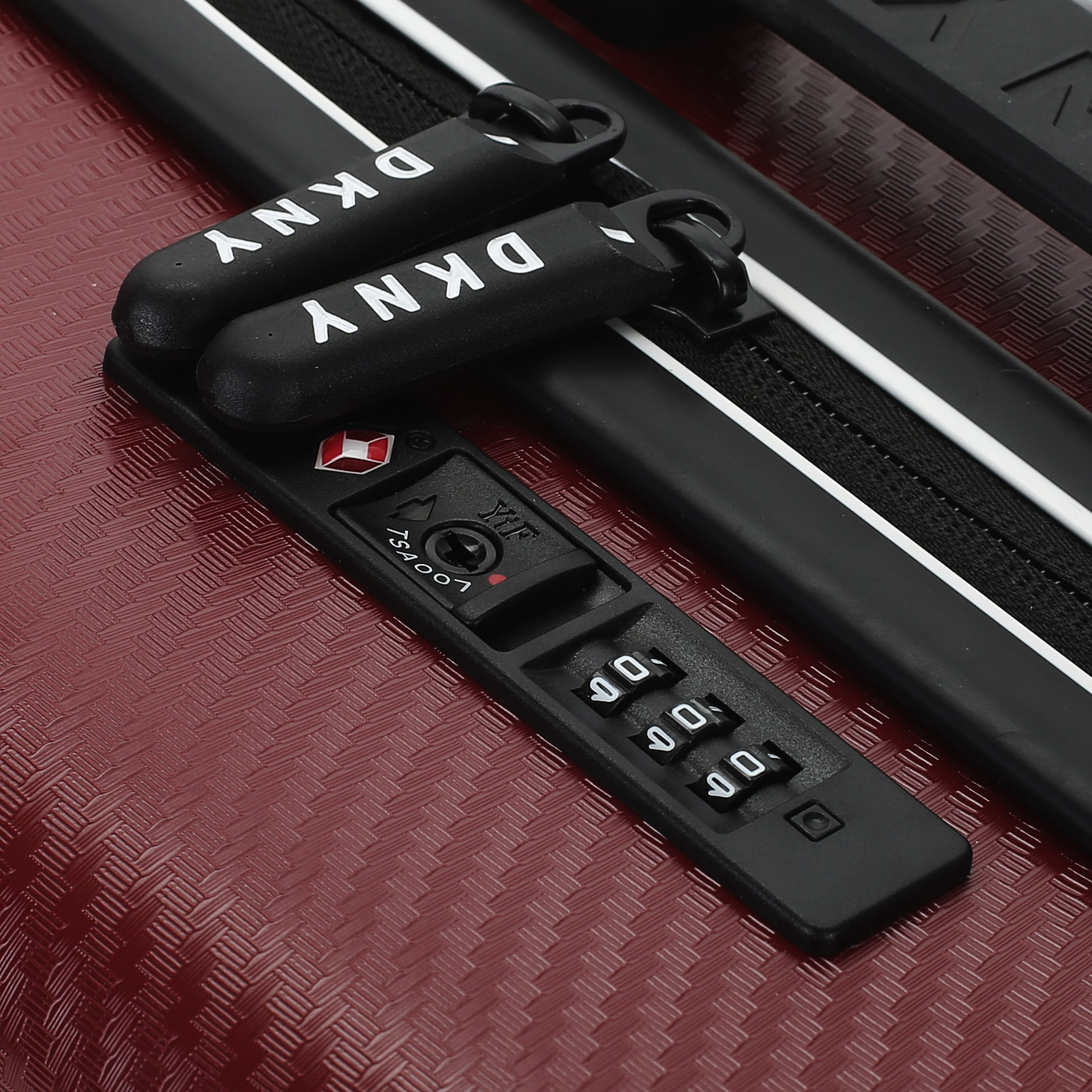 Чемодан маленький S из ABS-пластика с кодовым замком DKNY DKNY-118 Blaze