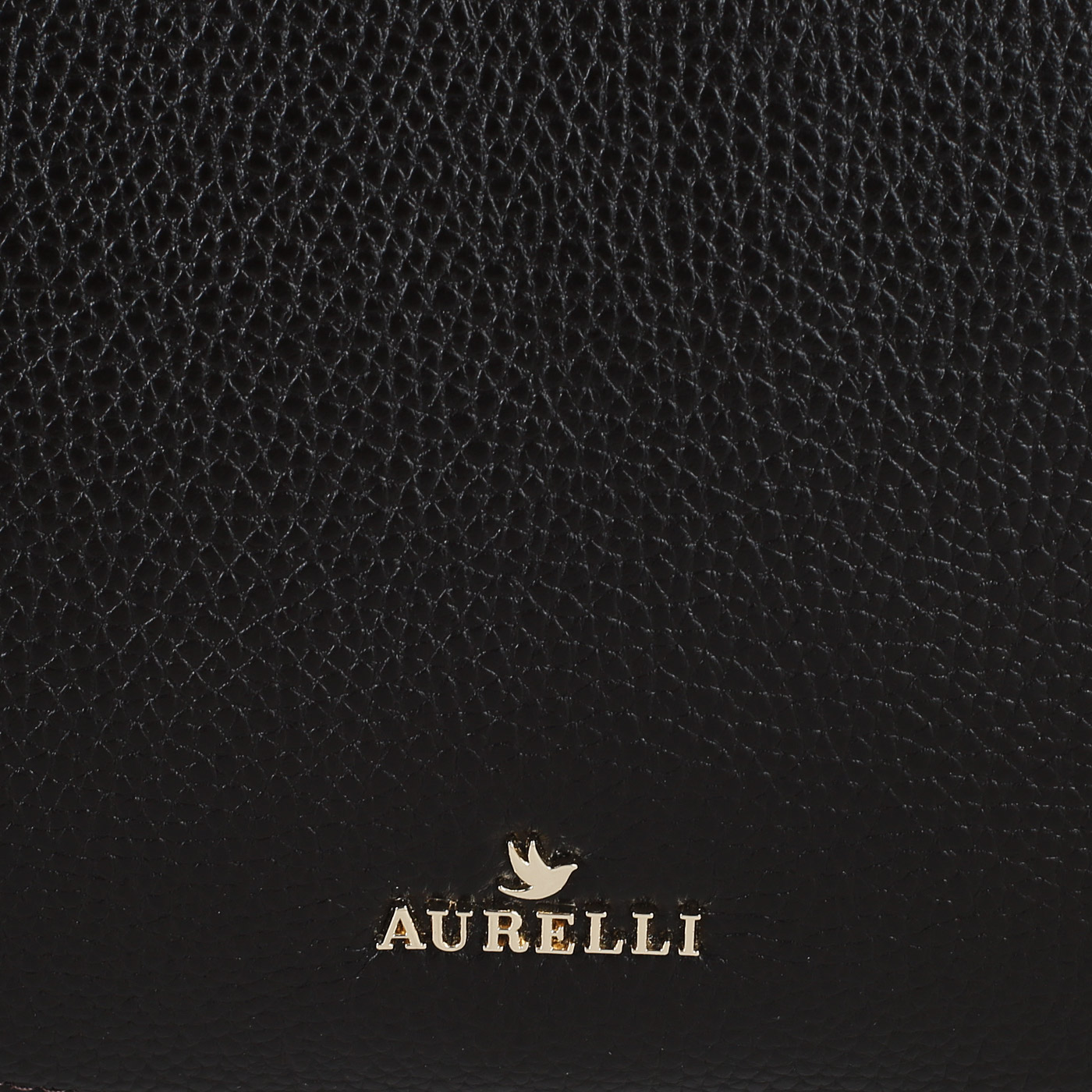 Сумка через плечо с фирменным брелком Aurelli Soft