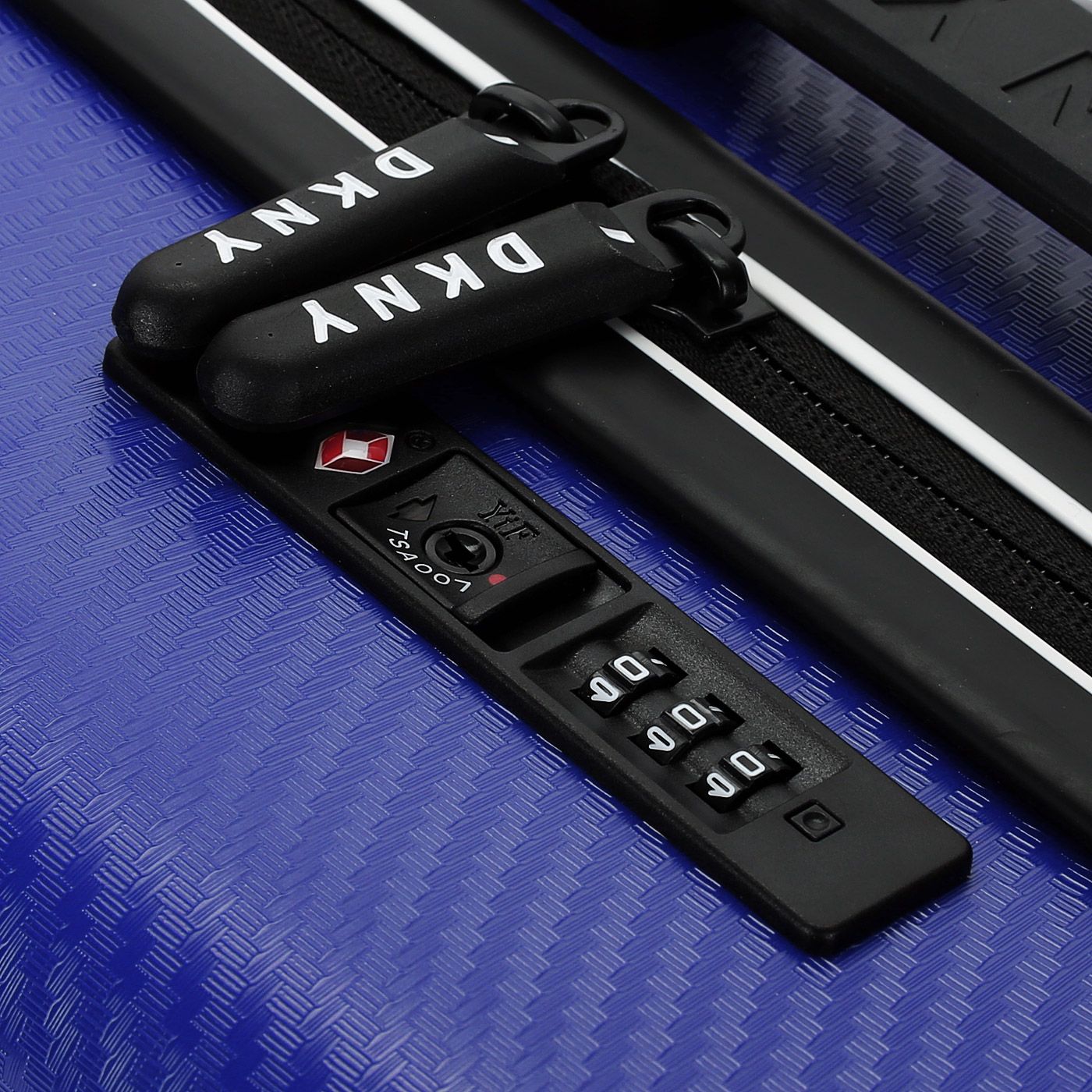 Чемодан маленький S из ABS-пластика с кодовым замком DKNY DKNY-118 Blaze