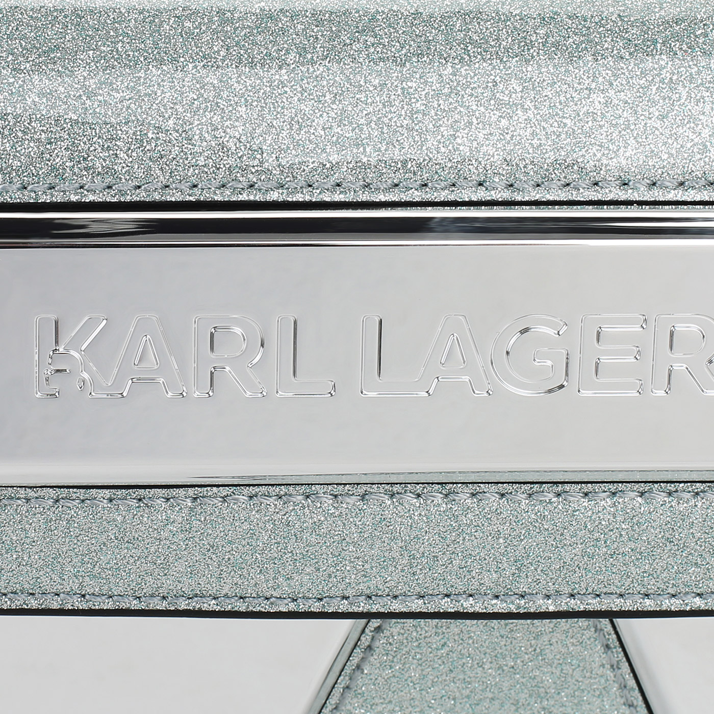 Сумка с откидным клапаном Karl Lagerfeld Icon k