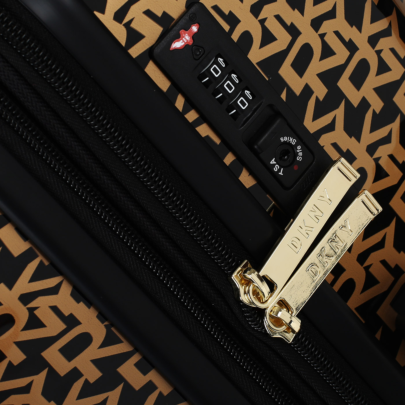 Чемодан средний M из ABS-пластика с кодовым замком DKNY DKNY-069 Vintage Signature Hardside